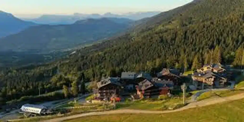 consegna dei bagagli estivi les 7 laux